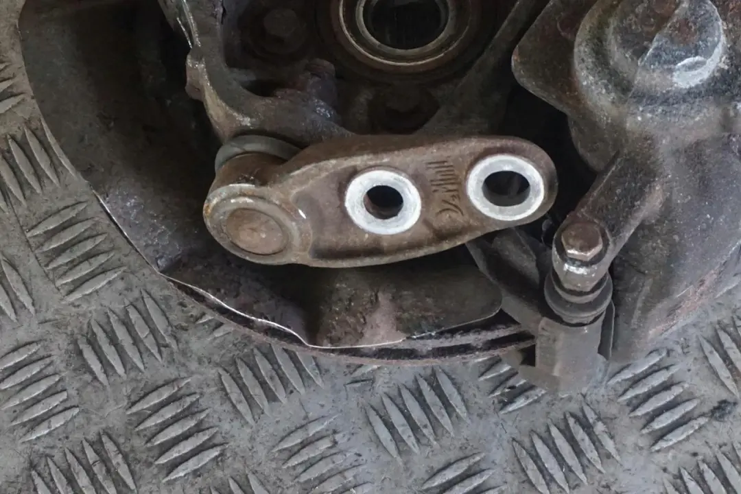 98PS Amortisseur avant Gauche pour Mini R57 Cabriolet One N16 à propos du numéro de pièce 6789551 Mini R57 Cabriolet One N16 98PS Amortisseur avant Gauche - SKU 6789551 - Numéro de pièce 6789551