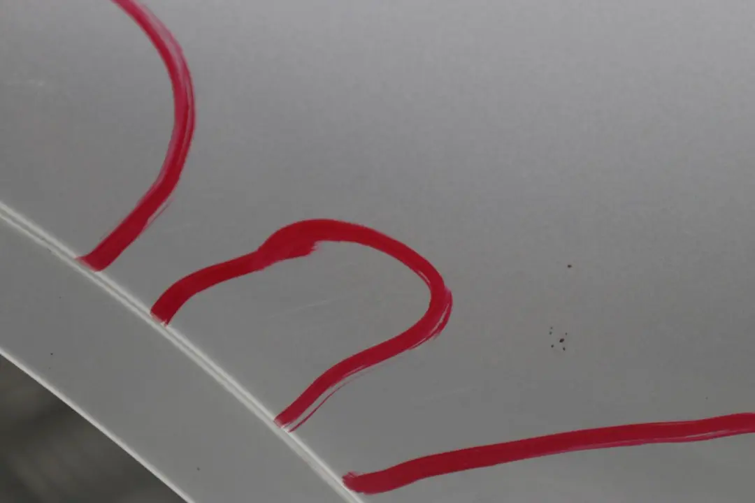 Błotnik lewy przód titansilber do BMW E53 X5 o numerze 7000385 BMW E53 X5 Błotnik lewy przód titansilber - SKU 7000385-TS6 - Numer Części 7000385