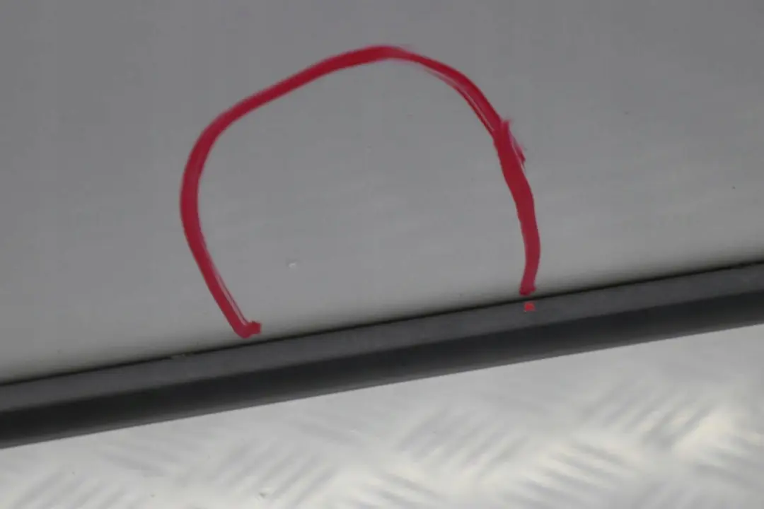 Door Front Right O/S Titansilber Titan Silver Metallic - 354 to BMW X5 E53 2 with Part number 8256824 BMW X5 E53 2 Door Front Right O/S Titansilber Titan Silver Metallic - 354 - SKU 8256824-TS2 - Part number 8256824