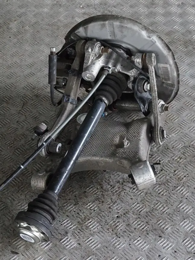 BMW 5 E60 520d M47N2 Rear Left N/S Output Shaft Suspension Leg Wheel Carrier - SKU 6770905-13 - Part number 6770905
