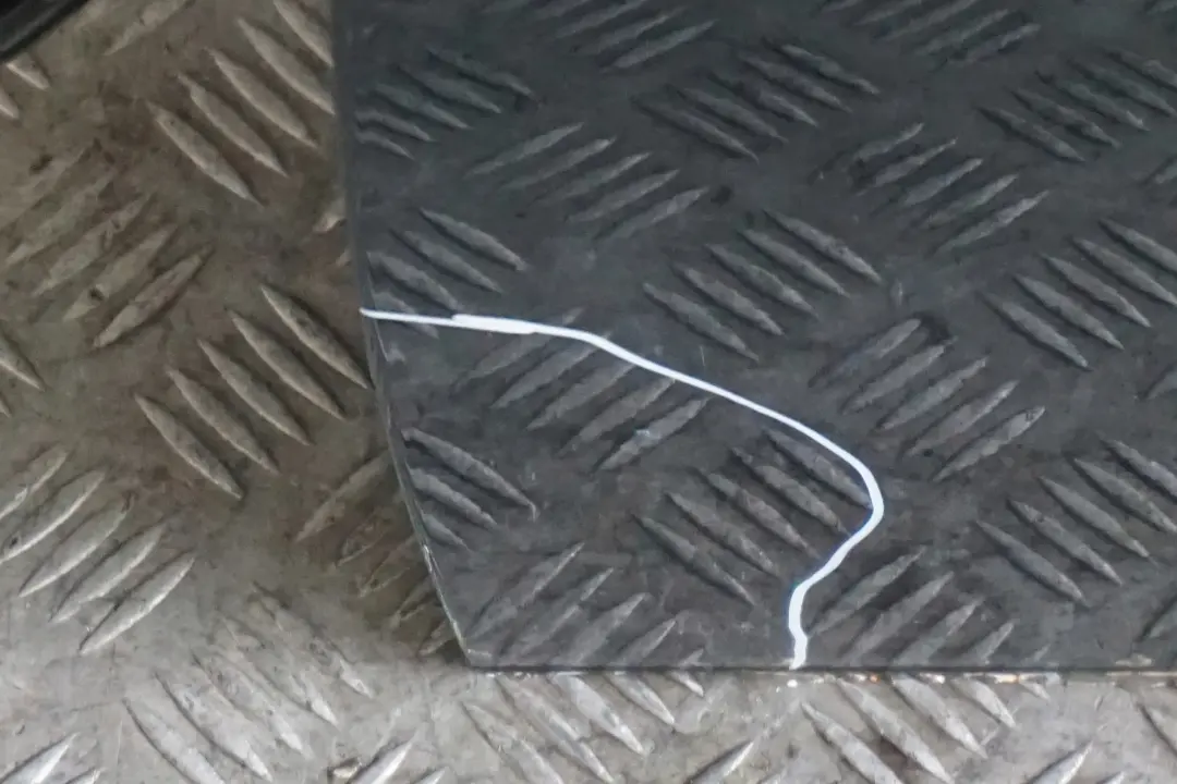 Fahrerseite Tür vorne links British Green für BMW MINI Cooper 7 R55 R56 R57 R58 R59 mit Teilenummer 2755935 BMW MINI Cooper 7 R55 R56 R57 R58 R59 Fahrerseite Tür vorne links British Green - SKU 2755935-BRG7 - Teilenummer 2755935