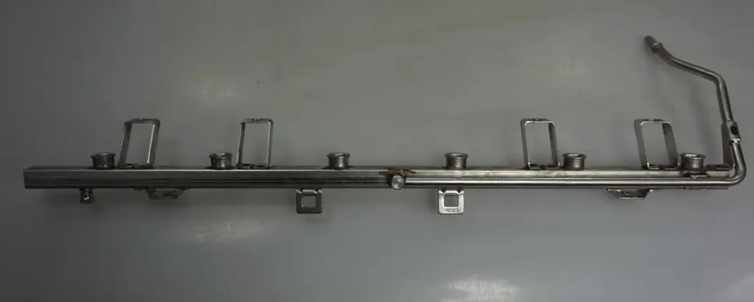 BMW 3 5 7 X3 X5 Z4 Series E46 E39 E60 E61 E65 E83 E53 FUEL INJECTOR RAIL M54 - SKU 7541452 - Part number 1437442