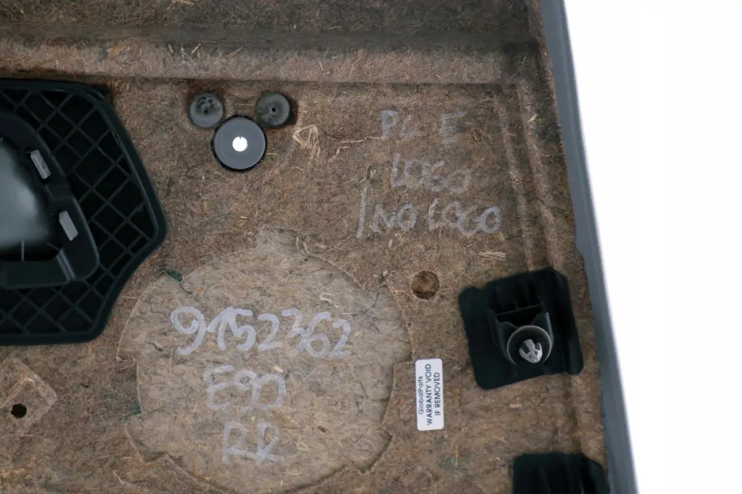 Reihe E90 Türverkleidung Hinten Rechts Leder Dakota Grau 7217582 für BMW 3 mit Teilenummer 9152362 BMW 3 Reihe E90 Türverkleidung Hinten Rechts Leder Dakota Grau 7217582 - SKU 9152362 - Teilenummer 9152362