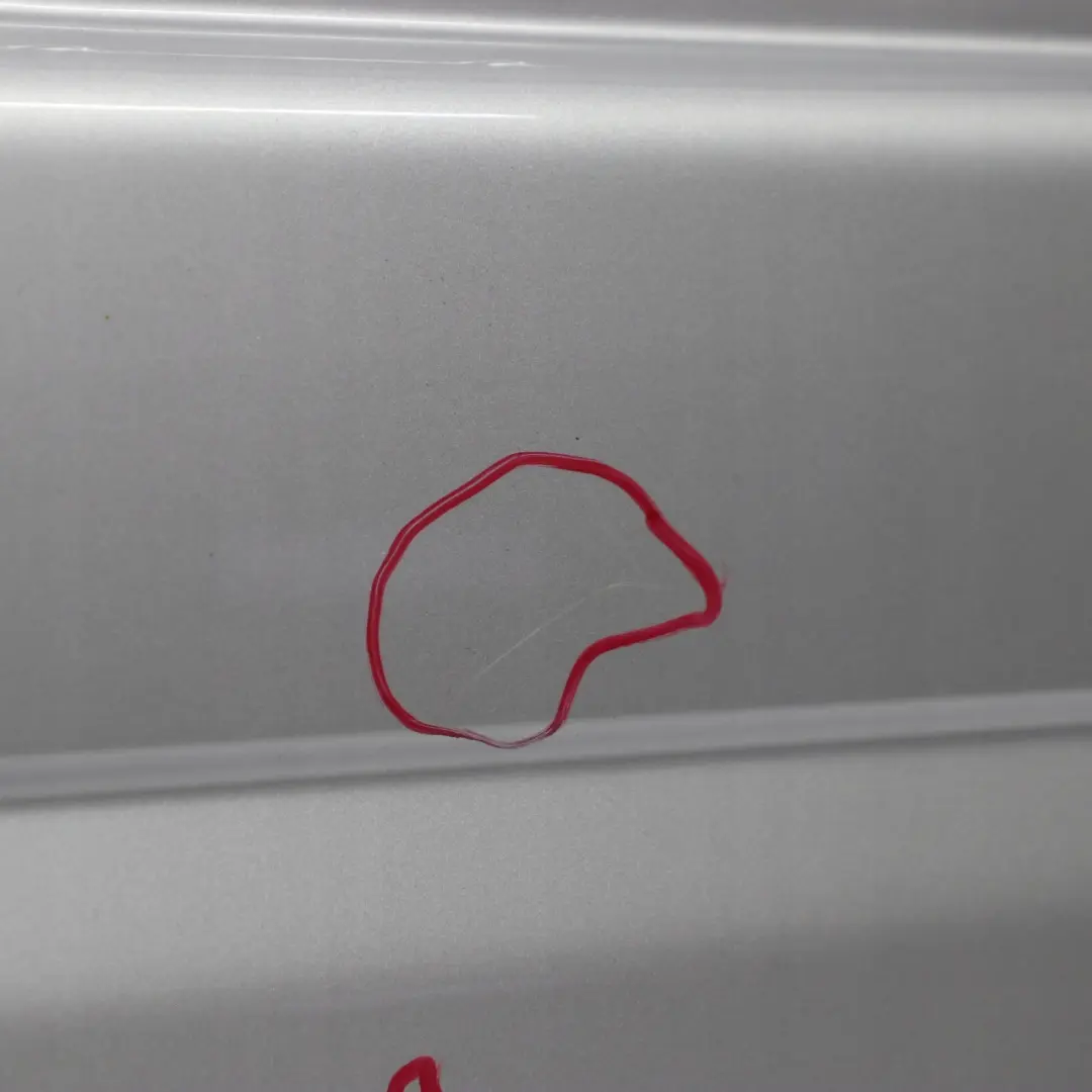 Mercedes-Benz W414 Porta Anteriore Destra Brillante Argento Metallizzato - per con numero di parte A4147200105 Mercedes-Benz W414 Porta Anteriore Destra Brillante Argento Metallizzato - - SKU A4147200105-BRS - Numero di parte A4147200105