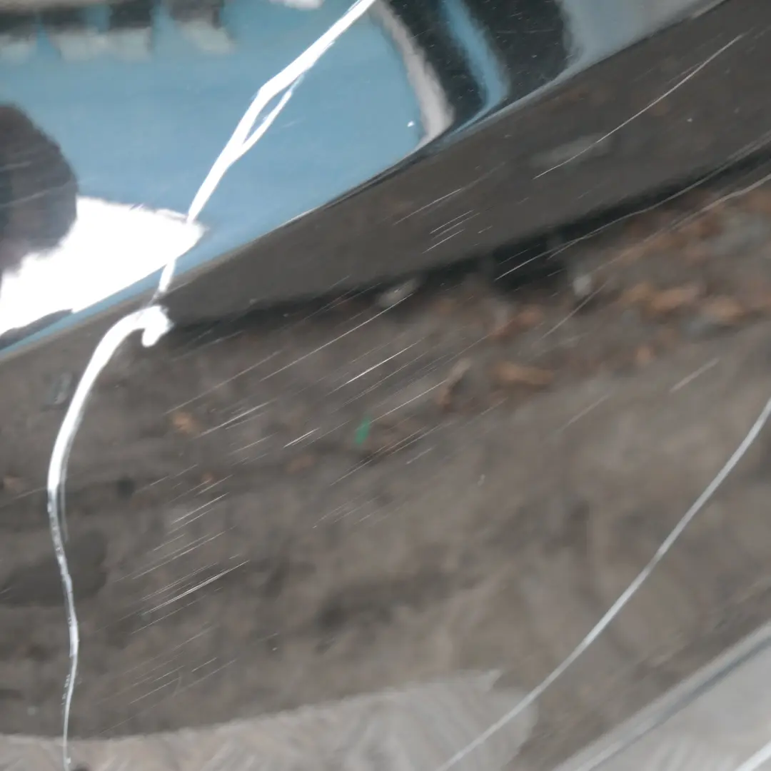 lift Zderzak tylny tył schwarz II 668 do BMW E60 LCI o numerze 422349 BMW E60 LCI lift Zderzak tylny tył schwarz II 668 - SKU 0422349-SCH - Numer Części 422349