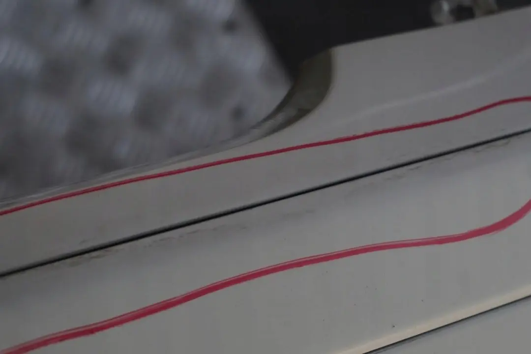 Zderzak tylny tył Alpinweiss do BMW E65 E66 E67 o numerze 0136743 BMW E65 E66 E67 Zderzak tylny tył Alpinweiss - SKU 0136743-AW - Numer Części 0136743