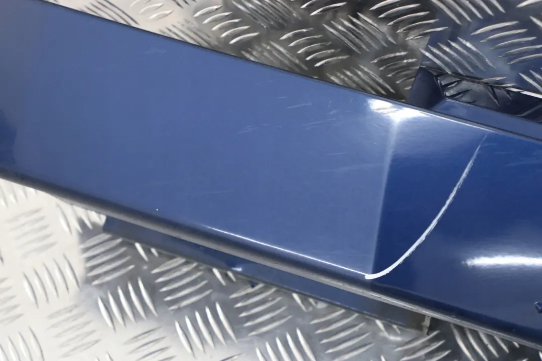 Bas de Porte Seuil a Gauche Bleu Mystique Mystic Bleu - A07 pour BMW 5 E61 à propos du numéro de pièce 0395427 BMW 5 E61 Bas de Porte Seuil a Gauche Bleu Mystique Mystic Bleu - A07 - SKU 0395427-MYS - Numéro de pièce 0395427