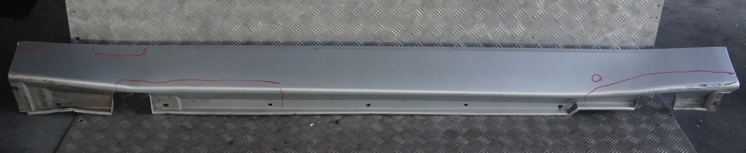 BMW E65 1 Umbral cubierta falda izquierda Plateado Titán