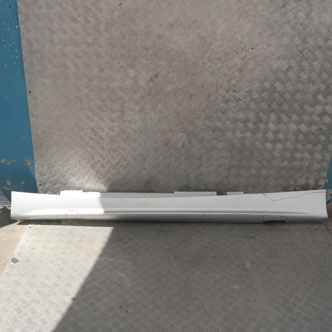 BMW 1 19 E87 Bas de Porte Couverture Seuil a Gauche Argent Titane Sliber - SKU 0032949-TS19 - Numéro de pièce 32949