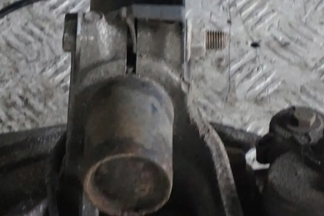 M47N2 Set Stoßdämpfer Federbein Schwenklager Vorne Rechts für BMW 1 E87 118d mit Teilenummer 6786020 BMW 1 E87 118d M47N2 Set Stoßdämpfer Federbein Schwenklager Vorne Rechts - SKU 6786020-1 - Teilenummer 6786020