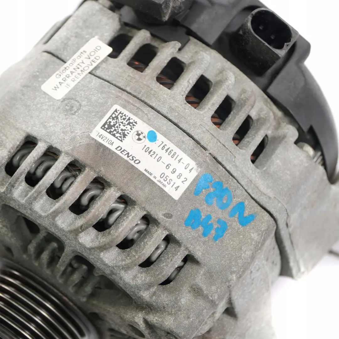 Alternator Generator Denso 210A für BMW 1 3 5 er F10 F20 LCI F30 Diesel mit Teilenummer 7646814 BMW 1 3 5 er F10 F20 LCI F30 Diesel Alternator Generator Denso 210A - SKU 7646814 - Teilenummer 7646814