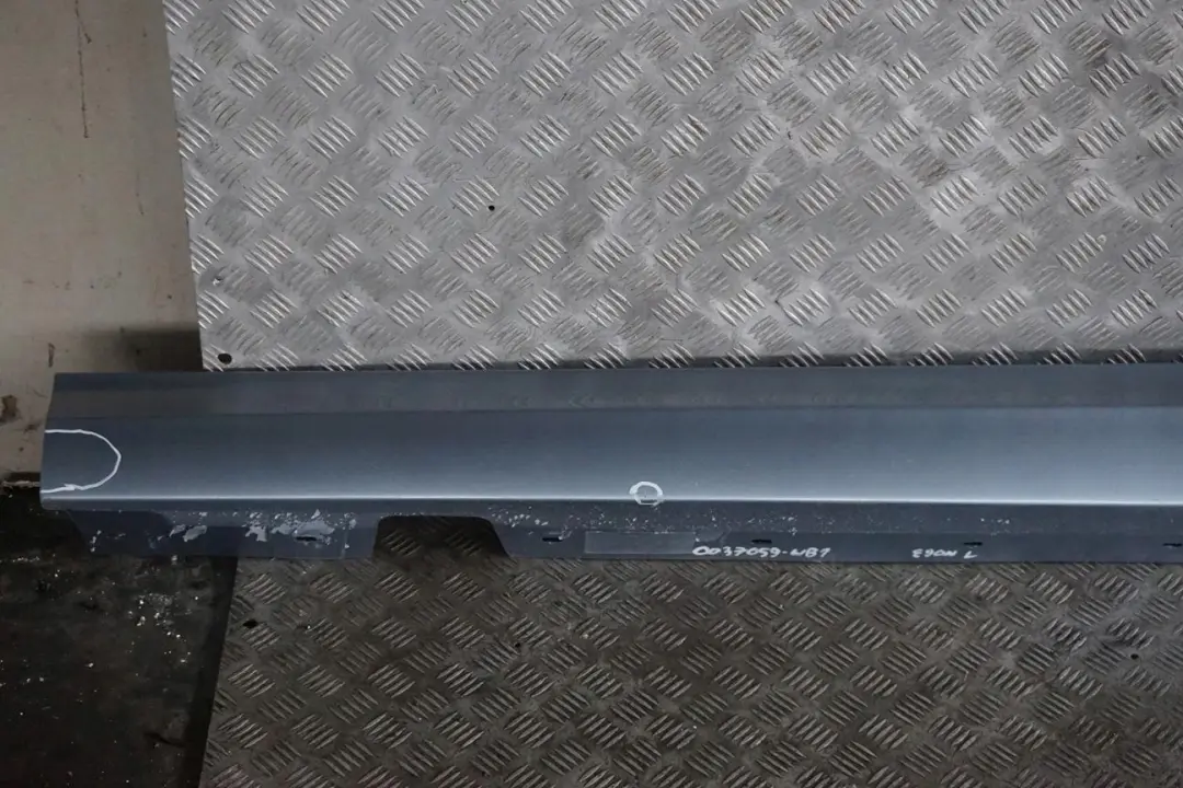 BMW 3 er E90 E91 LCI Schwellerleiste Blende Schweller links Bluewater Blau - SKU 0037059-WB1 - Teilenummer 0037059