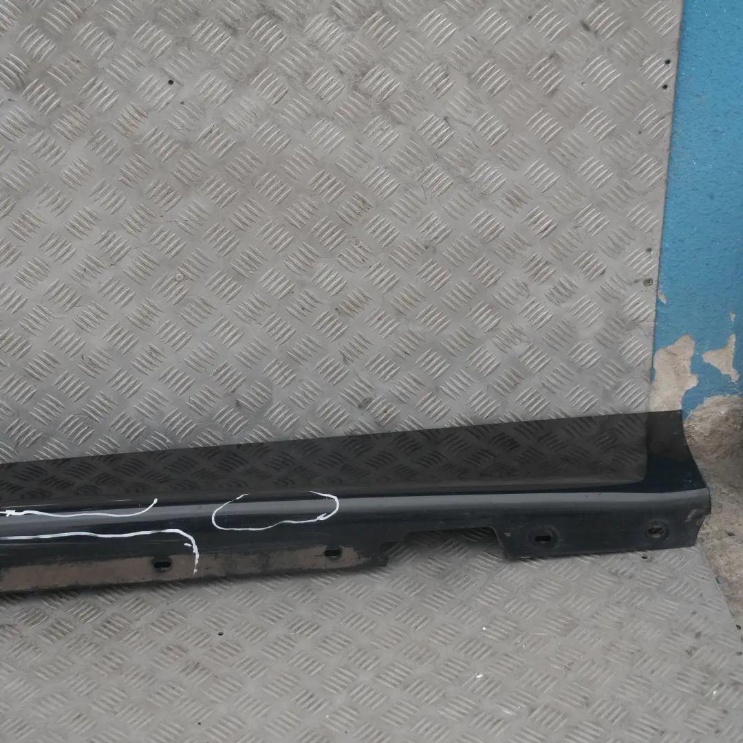 Nakładka próg lewy black saphire 475 do BMW 1 E87 o numerze 32949 BMW 1 E87 Nakładka próg lewy black saphire 475 - SKU 0032949-BS16 - Numer Części 32949