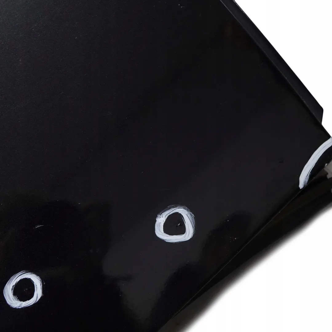 Puerta Trasera Derecha Zafiro Negro Metalizado - 475 para BMW X5 E53 con número de pieza 8256828 BMW X5 E53 Puerta Trasera Derecha Zafiro Negro Metalizado - 475 - SKU 8256828-BS - Número de pieza 8256828