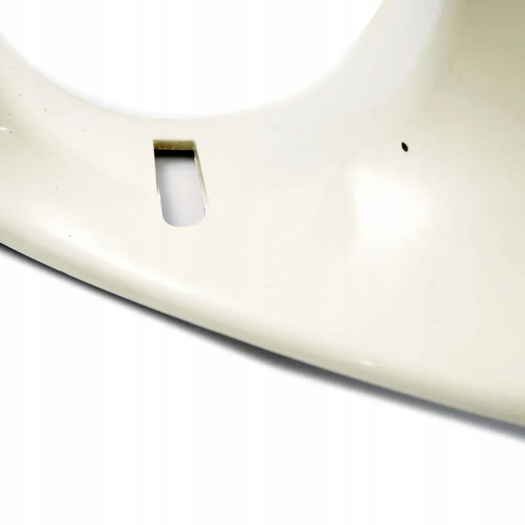 Parachoques Delantero Izquierdo Embellecedor Blanco Pimienta - 850 para Mini R55 R56 con número de pieza 0430245 Mini R55 R56 Parachoques Delantero Izquierdo Embellecedor Blanco Pimienta - 850 - SKU P0430245-PW - Número de pieza 0430245