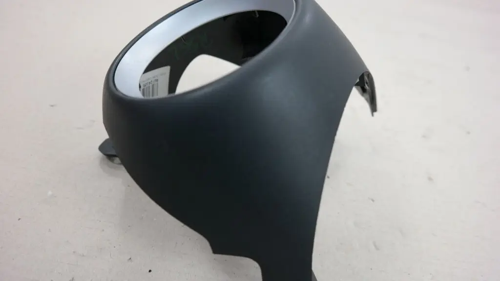 Copertura Bocchetta Aria Cruscotto Dx Silver per Mini Cooper One R55 R56 con numero di parte 2752798 Mini Cooper One R55 R56 Copertura Bocchetta Aria Cruscotto Dx Silver - SKU 2752798 - Numero di parte 2752798