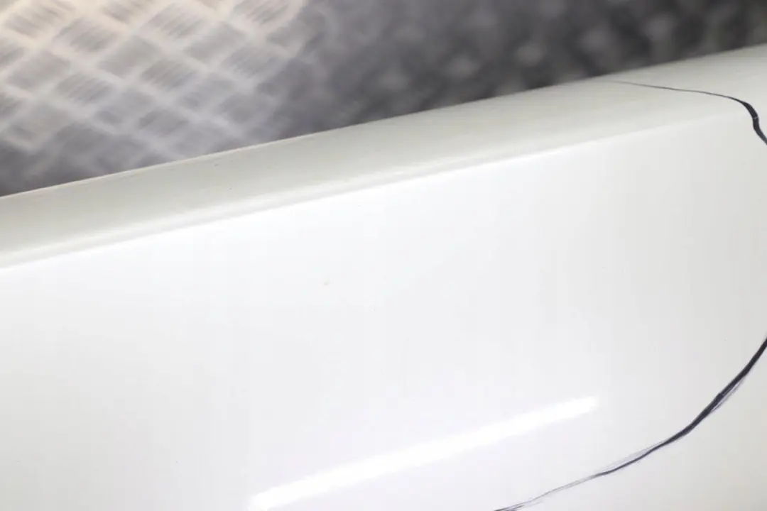 Complete Rear Bumper PDC White Gold to BMW 3 Series E92 E93 M3 with Part number 0433104 BMW 3 Series E92 E93 M3 Complete Rear Bumper PDC White Gold - SKU 0433104-WG - Part number 0433104