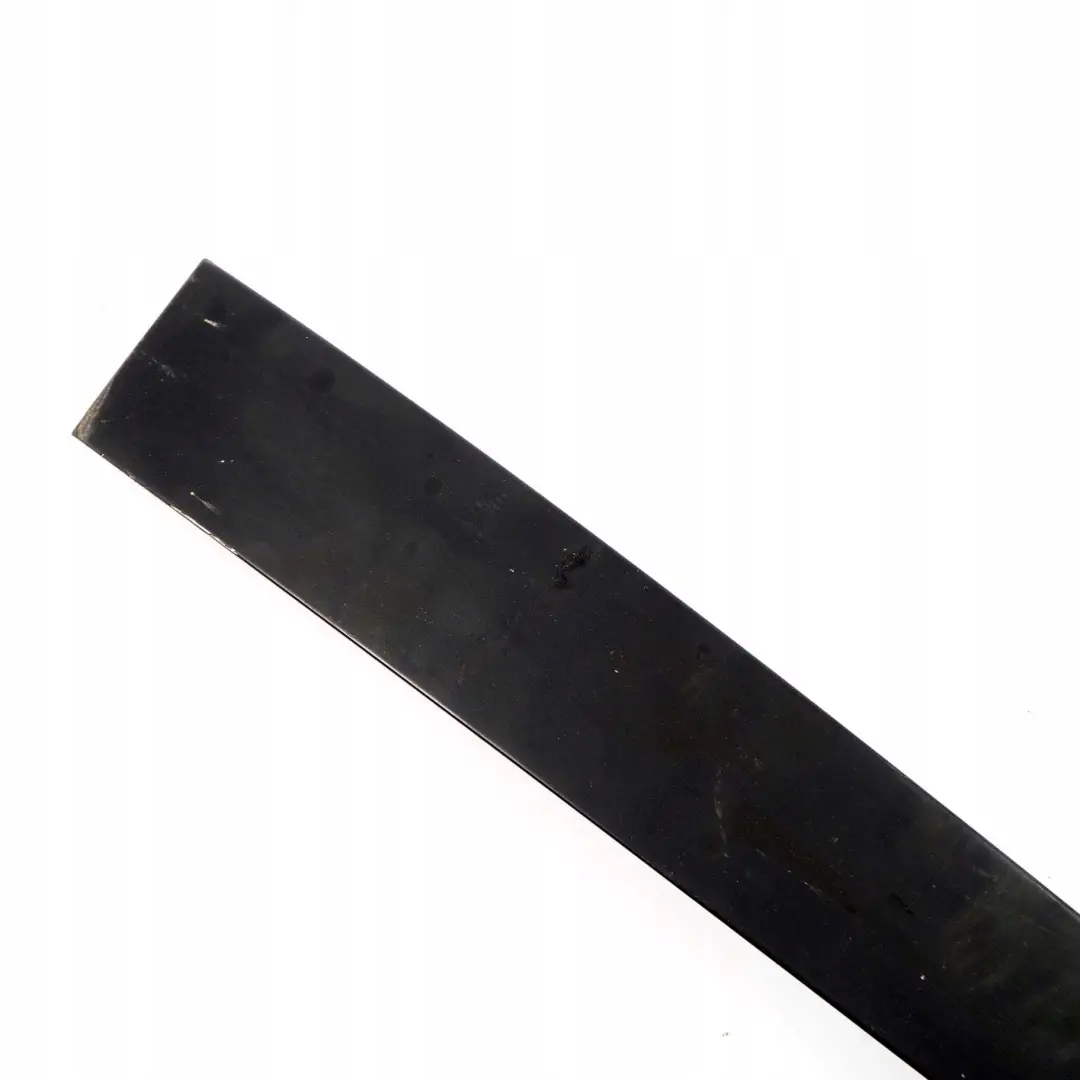 Blende Fensterrahmen B Säule Tür Hinten Links Schwarz für BMW 3 er E36 Limousine mit Teilenummer 8173385 BMW 3 er E36 Limousine Blende Fensterrahmen B Säule Tür Hinten Links Schwarz - SKU 8173385 - Teilenummer 8173385