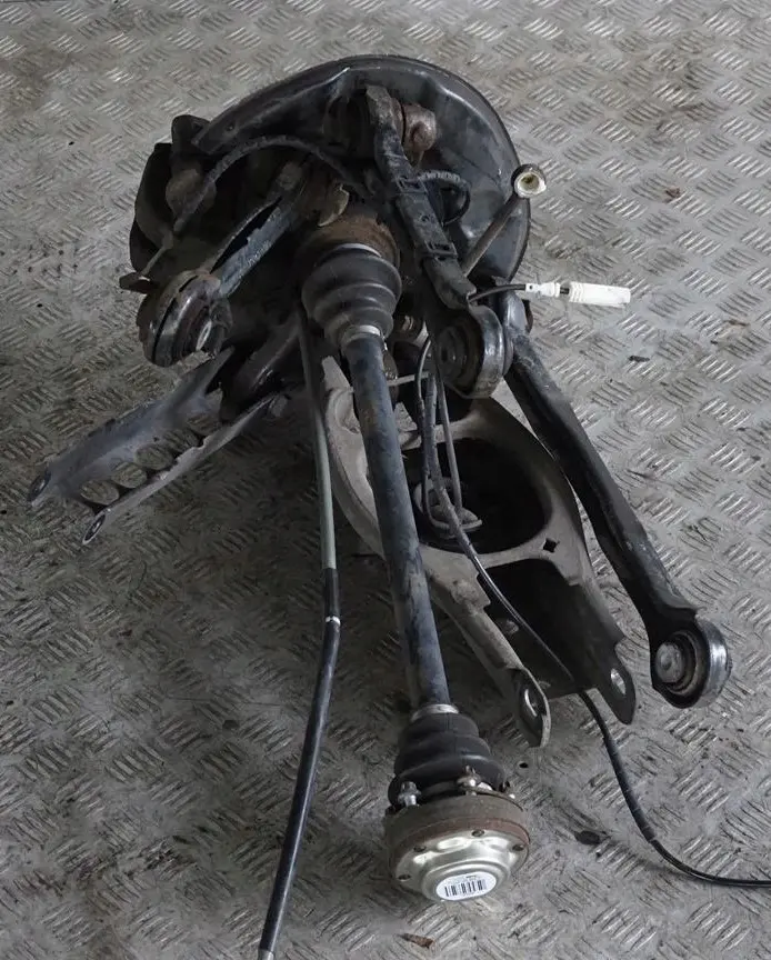 BMW E87 118d M47N2 122PS Albero di Uscita Cuscinetto Perno Pinza Posteriore Dx - SKU 6774810-20 - Numero di parte 6774810