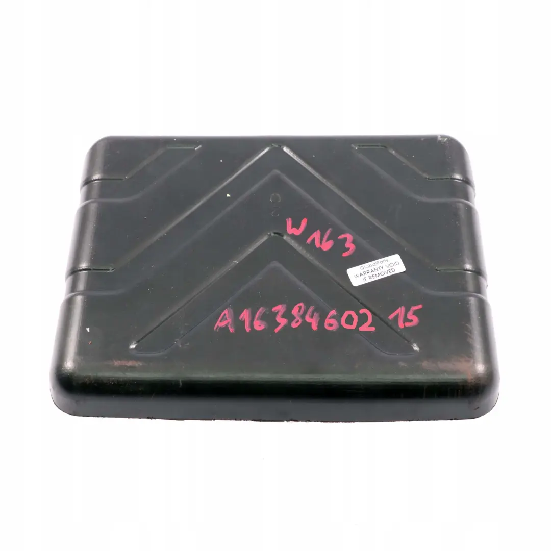  Mercedes-Benz M-Klasse ML W163 Vordersitz Wertfach Einlage Matte - SKU A1638460215 - Teilenummer A1638462015