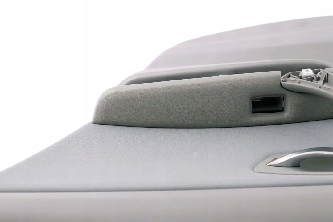 Trasera Derecha O / S Tarjeta De Puerta Forro Tela Gris Panel De Ajuste para BMW E90 con número de pieza 9152362 BMW E90 Trasera Derecha O / S Tarjeta De Puerta Forro Tela Gris Panel De Ajuste - SKU 9152362 - Número de pieza 9152362