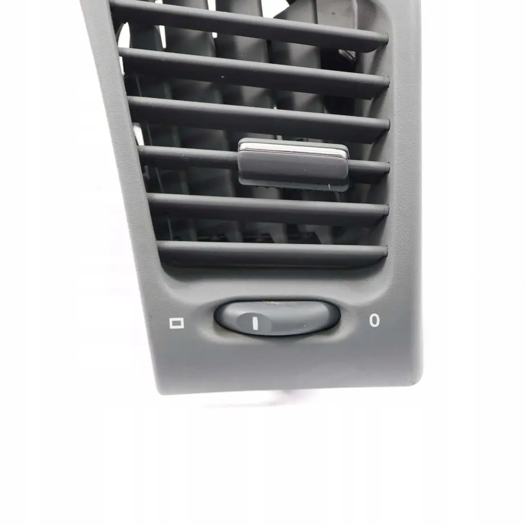 Mercedes-Benz Classe CLK W208 Tableau Buse D'Air Droite Gris pour à propos du numéro de pièce A2088300254 Mercedes-Benz Classe CLK W208 Tableau Buse D'Air Droite Gris - SKU A2088300254 - Numéro de pièce A2088300254