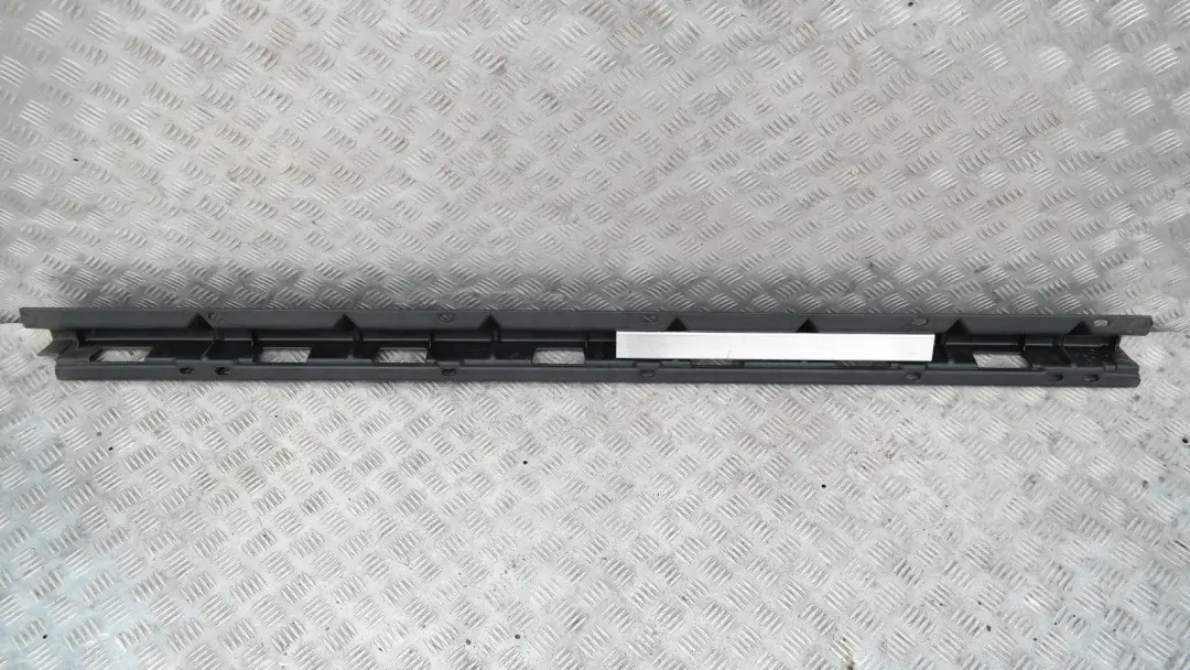 BMW X5 E53 Monter Admission Revetement Seuil a Gauche 5171 - SKU 8408709 - Numéro de pièce 51718408709