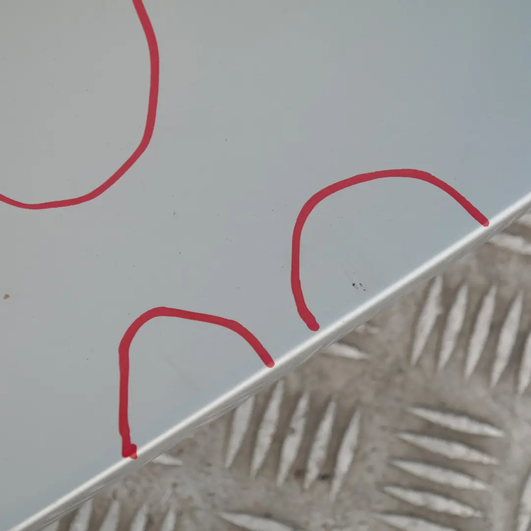 Spoiler Upper Titansilber Titan Silber Silver to BMW X5 SERIES 3 E53 Rear with Part number 7025612 BMW X5 SERIES 3 E53 Rear Spoiler Upper Titansilber Titan Silber Silver - SKU 7025612-TS3 - Part number 7025612