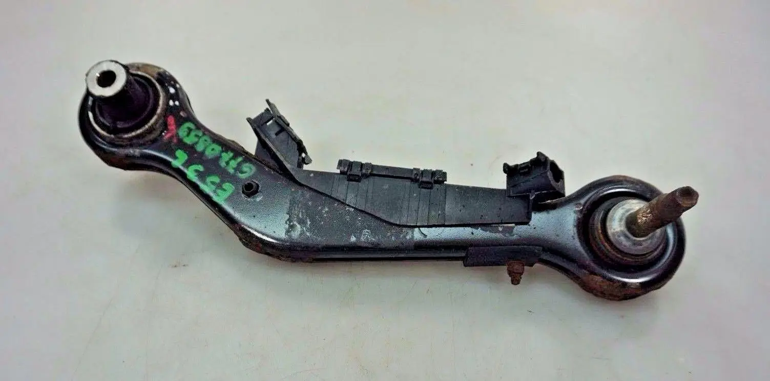BMW X5 Series E53 Rear Axle Wishbone Suspension Steering Arm left N/S 6770859