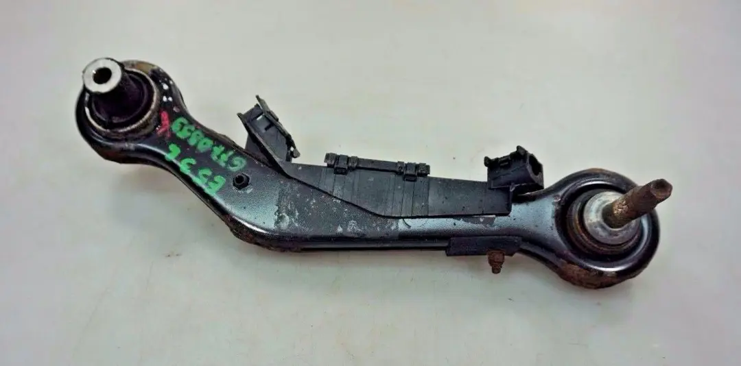 Wahacz lewy tył do BMW X5 E53 o numerze 6770859 BMW X5 E53 Wahacz lewy tył - SKU 6770859 - Numer Części 6770859