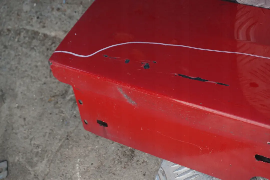 BMW E90 E91 LCI Sill Strip Faldon Lateral Derecho Karmesinrot Rojo Carmesi - SKU 0037060-KAR - Número de pieza 0037060