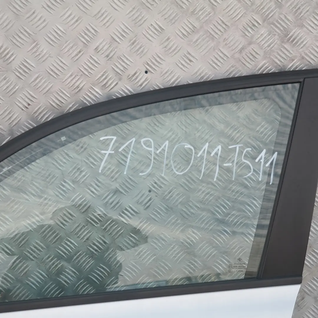 BMW 1 E87 drzwi lewe przednie titansilber 354 - SKU 7191011-TS11 - Numer Części 7191011