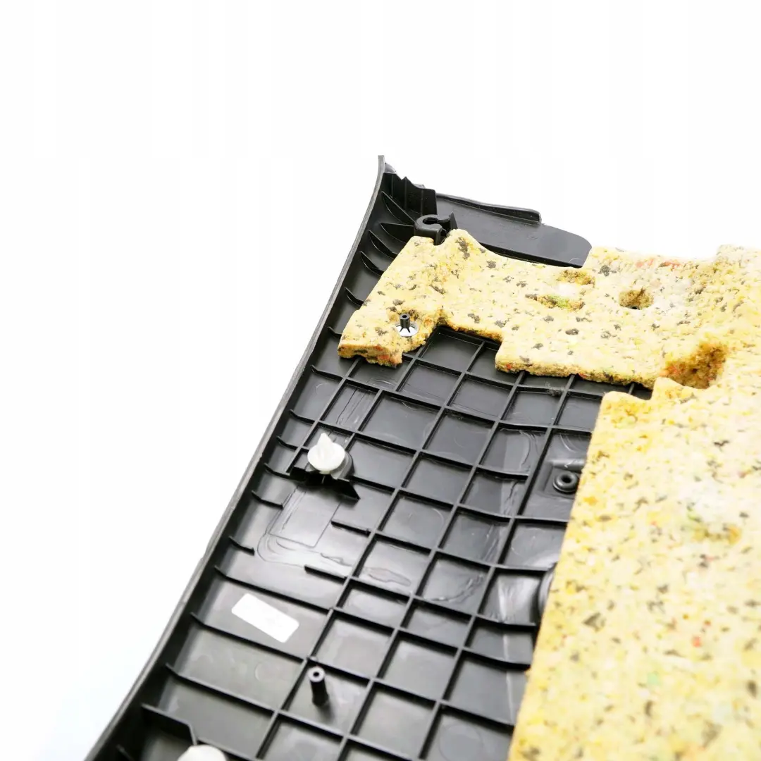 Tapicerka boczek drzwi prawy tył do BMW E81 E82 o numerze 2996260 BMW E81 E82 Tapicerka boczek drzwi prawy tył - SKU 2996260 - Numer Części 2996260