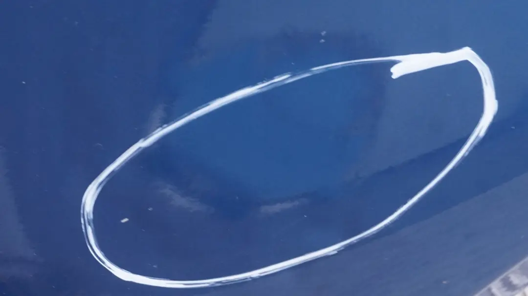 Panel Lateral Guardabarros Delantero Izquierdo Topasblau Topaz Blue para BMW E53 con número de pieza 7000385 BMW E53 Panel Lateral Guardabarros Delantero Izquierdo Topasblau Topaz Blue - SKU 7000385-TPB2 - Número de pieza 7000385