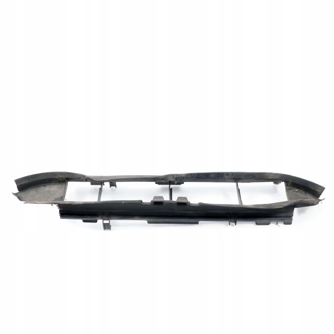 Benz Classe E W210 Radiateur Capot Calandre Mopf Tiroir Air pour Mercedes à propos du numéro de pièce A2105052130 Mercedes Benz Classe E W210 Radiateur Capot Calandre Mopf Tiroir Air - SKU A2105052130 - Numéro de pièce A2105052130