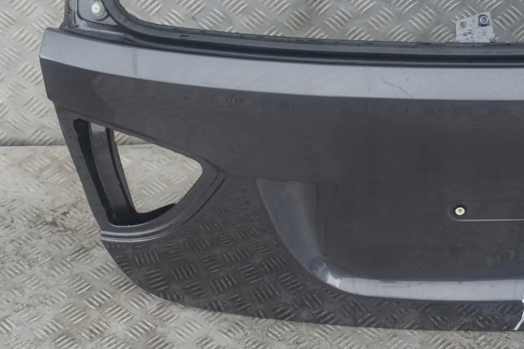 Klapa pokrywa bagażnika sparkling graphite do BMW E91 o numerze 7166105 BMW E91 Klapa pokrywa bagażnika sparkling graphite - SKU 7166105-SG4 - Numer Części 7166105