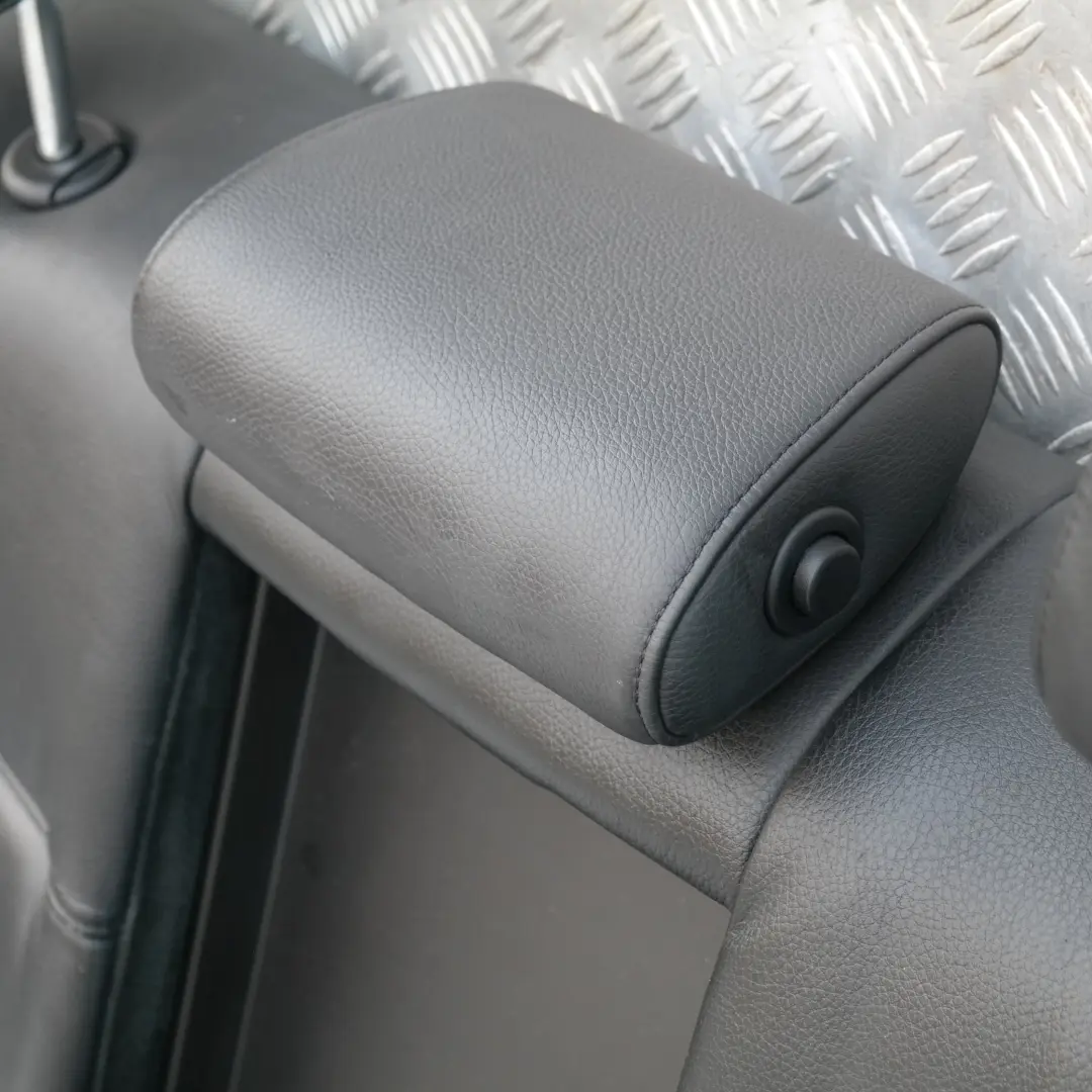 Negro Cuero Schwarz Cubierta Respaldo Asiento Trasero Sofa para BMW E90 con número de pieza 7146867 BMW E90 Negro Cuero Schwarz Cubierta Respaldo Asiento Trasero Sofa - SKU 7146867-2 - Número de pieza 7146867