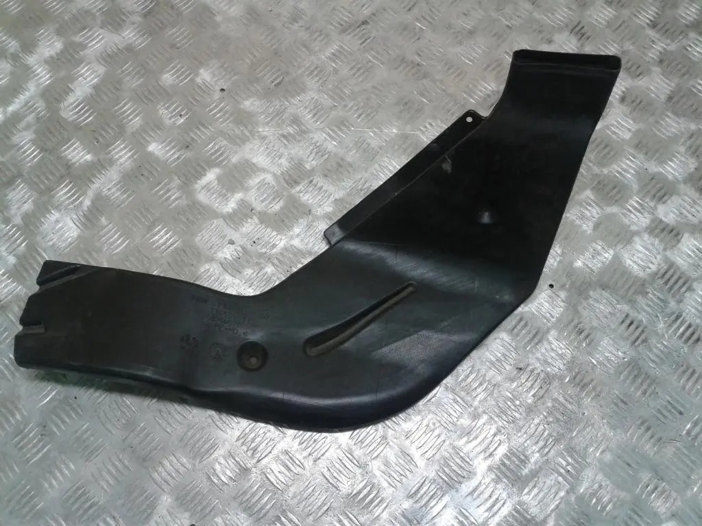 BMW X3 SERIES E83 E83N LCI HEATER DUCT REAR RIGHT O/S 5147 - SKU 7051380 - Part number 51477051380