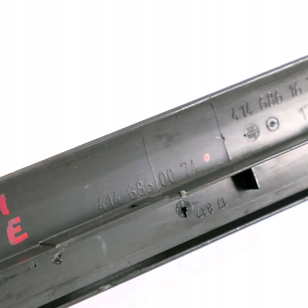 W414 Listwa progowa lewy przód do Mercedes VANEO o numerze A4146860074 Mercedes VANEO W414 Listwa progowa lewy przód - SKU A4146860074 - Numer Części A4146860074