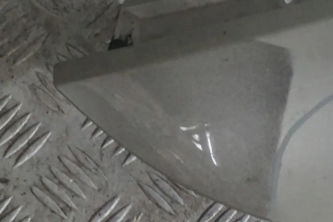 BMW 6 E63 E64 Pareti Anteriore Sinistra Parafango Mineralsilber Argento - A14 - SKU 2155901-MS1 - Numero di parte 2155901