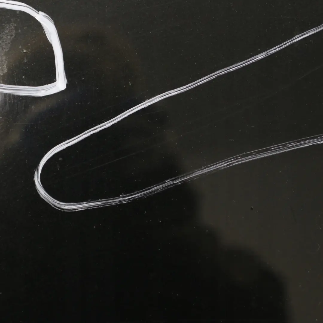 Maska pokrywa silnika schwarz II do BMW E81 E87 o numerze 4162 7162102 BMW E81 E87 Maska pokrywa silnika schwarz II - SKU 2103110817-SCH - Numer Części 4162 7162102