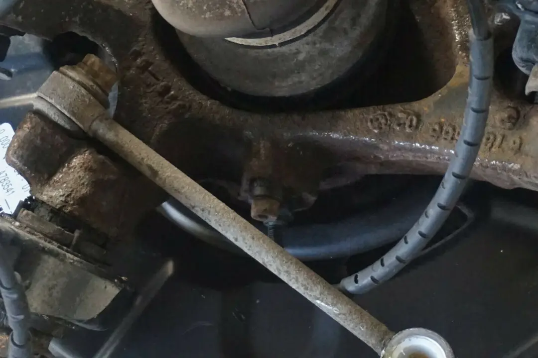 143HP Półoś Zwrotnica Noga Zawieszenia Prawy Przód do BMW E90 LCI 318i o numerze 6783654 BMW E90 LCI 318i 143HP Półoś Zwrotnica Noga Zawieszenia Prawy Przód - SKU 6783654-1 - Numer Części 6783654