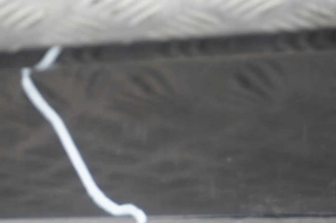 Sill Strip Side Skirt Left N/S Black Sapphire - 475 to BMW 3 Series E90 E91 LCI with Part number 0037059 BMW 3 Series E90 E91 LCI Sill Strip Side Skirt Left N/S Black Sapphire - 475 - SKU 0037059-BS3 - Part number 0037059