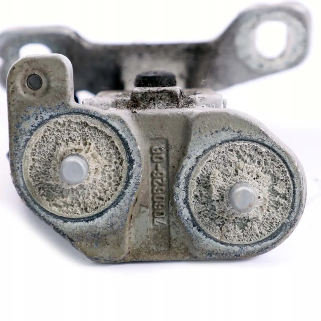 BMW 1 E81 E87 E87N LCI Charniere Hayon Droite Argent Titane 354 7060626 - SKU 7067220-TS - Numéro de pièce 7067220