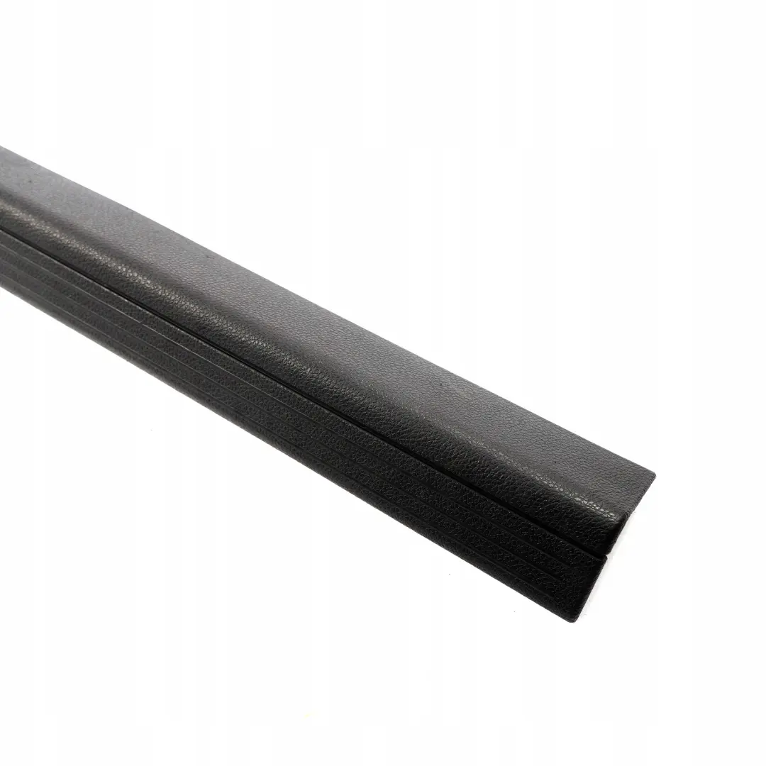  Mercedes-Benz W204 Battitacco Sottoporta Anteriore Destro - SKU A2046860036 - Numero di parte A2046860036