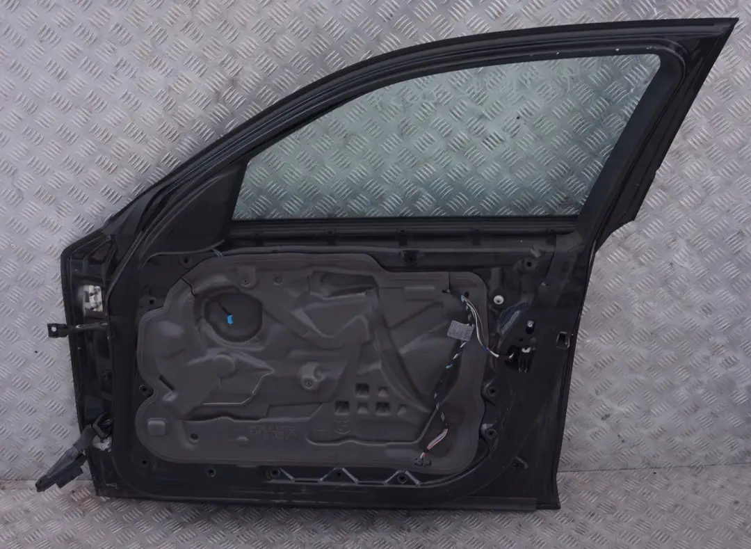 BMW 1 E87 drzwi prawe przednie black saphire 475 - SKU 7191012-BS31 - Numer Części 7191012