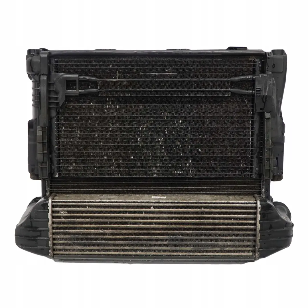 BMW X3 Series E83 3.0d Complete Set Engine Radiator Fan Pack with Housing - SKU 3415182 - Part number 3415182