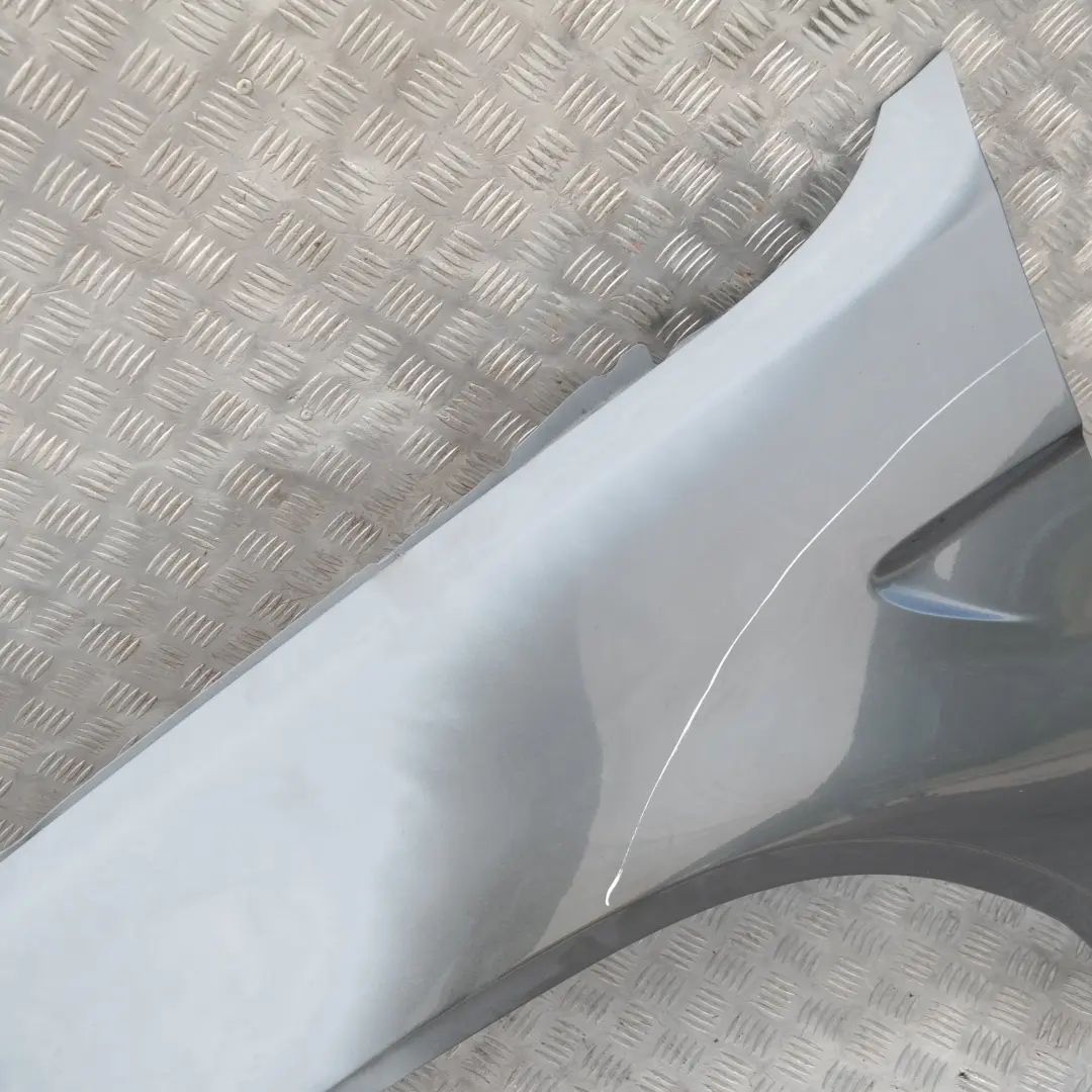 Fahrerseite Seitenwand Vorne Links Kotflügel Sterlinggrau Grau 472 für BMW X5 E53 mit Teilenummer 7000385 BMW X5 E53 Fahrerseite Seitenwand Vorne Links Kotflügel Sterlinggrau Grau 472 - SKU 7000385-STG - Teilenummer 7000385