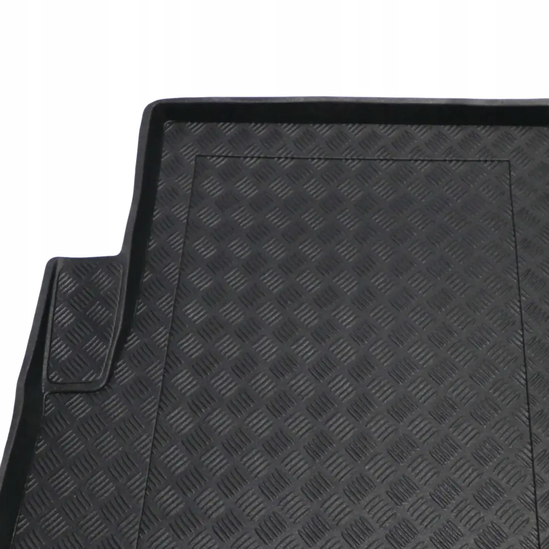 Fitted Boot Trunk Luggage Compartment Rubber Mat to BMW 3 Series E90 with Part number 102107 BMW 3 Series E90 Fitted Boot Trunk Luggage Compartment Rubber Mat - SKU 102107 - Part number 102107