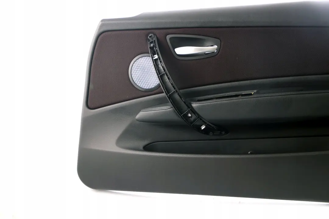 Door Card Trim Panel Front Right Cloth Network Cranberry Red para BMW E81 E82 con número de pieza 9121238 BMW E81 E82 Door Card Trim Panel Front Right Cloth Network Cranberry Red - SKU 9121238 - Número de pieza 9121238